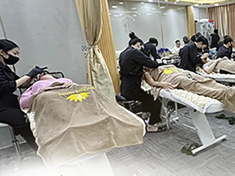Bước 4: Điêu khắc / phun
