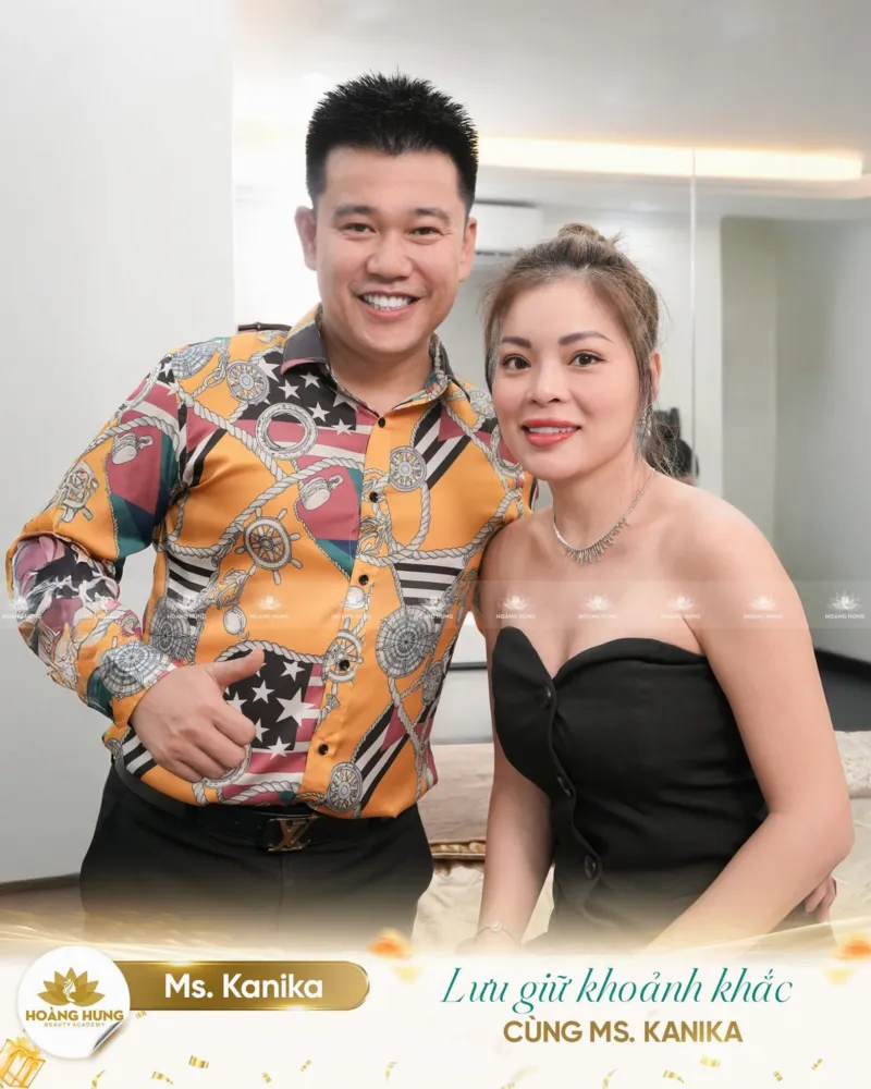 Ms. Kanika lưu giữ khoảnh khắc cùng Master Hoàng Hưng